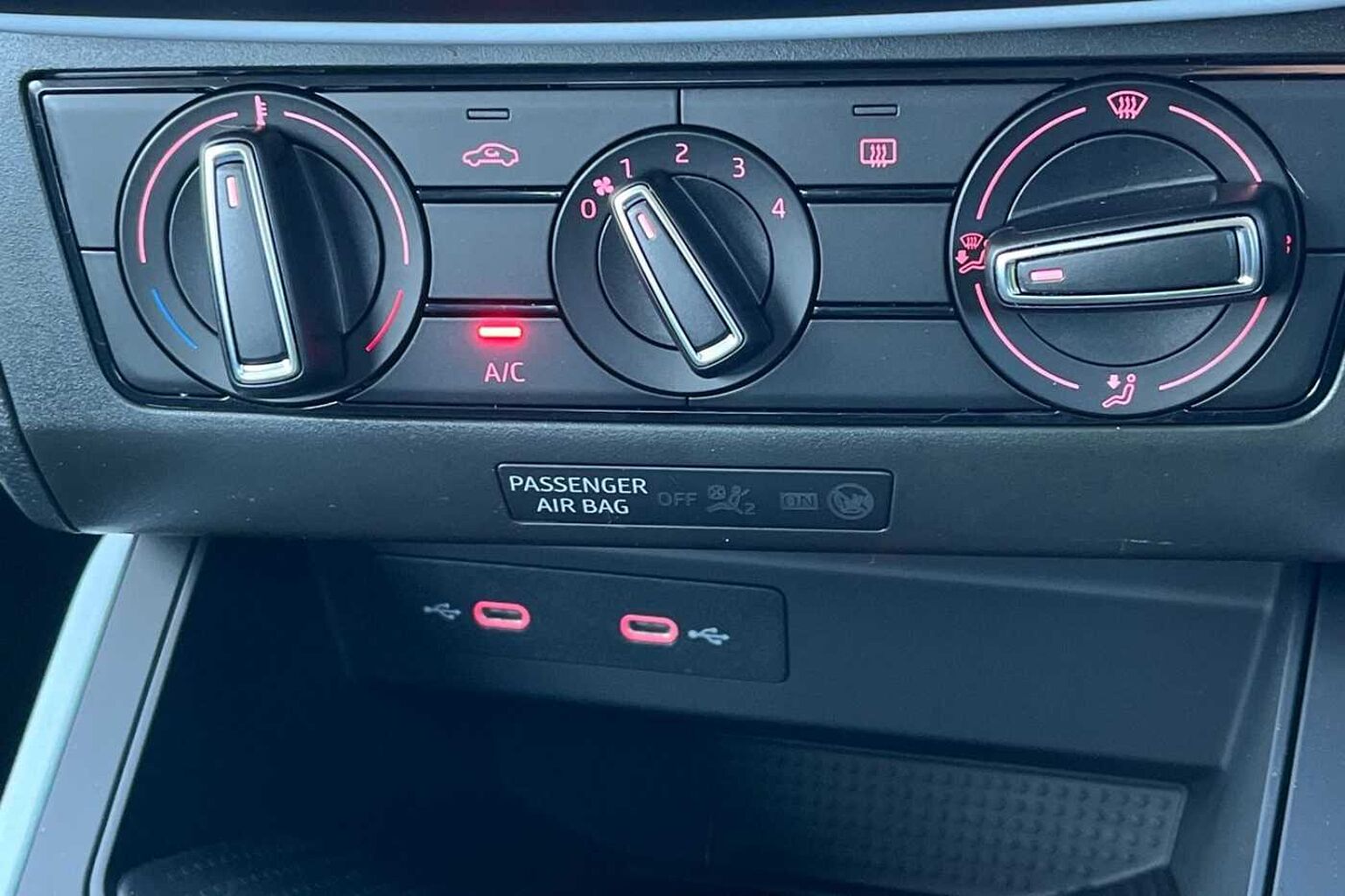 SEAT Arona 1.0 TSI 115 SE Technology 5dr DSG