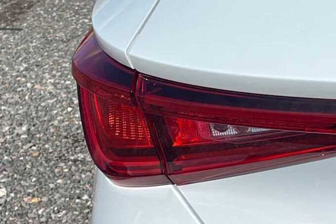 SEAT Leon 1.5 eTSI 150 FR Sport 5dr DSG