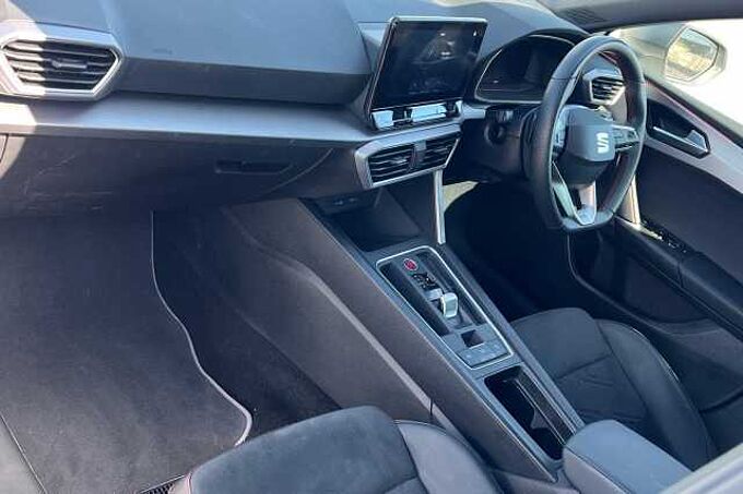 SEAT Leon 1.5 eTSI 150 FR Sport 5dr DSG