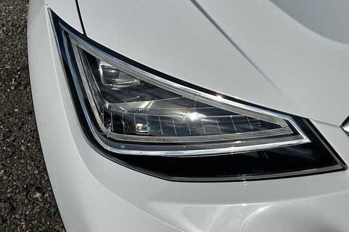 SEAT Arona 1.0 TSI 115 XPERIENCE Lux 5dr DSG