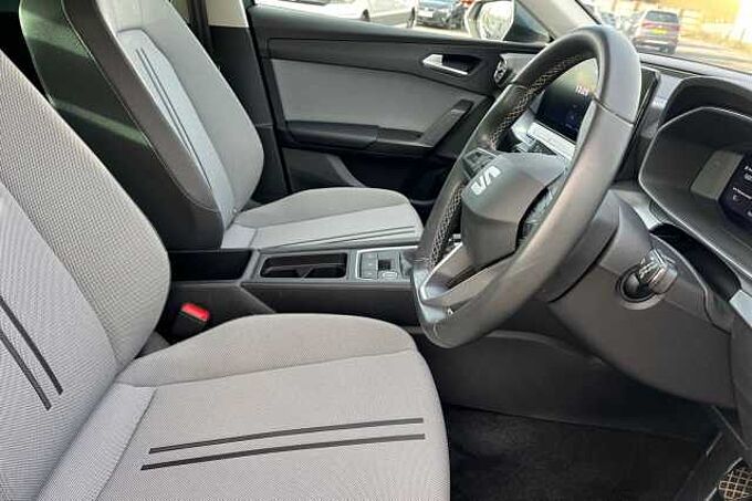 SEAT Leon 1.5 TSI EVO SE Dynamic 5dr