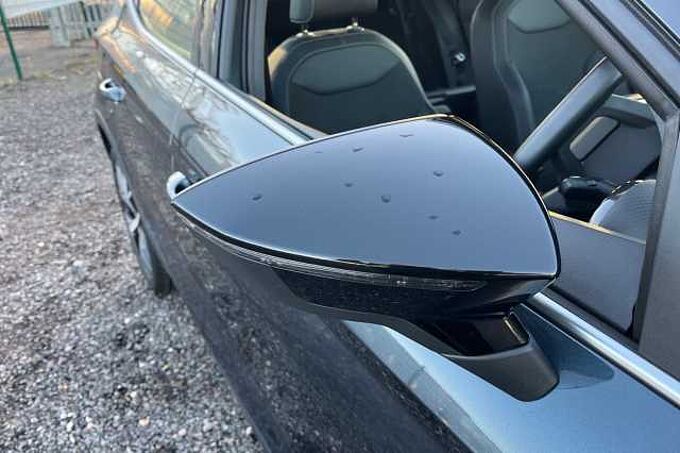 SEAT Arona 1.0 TSI 110 XPERIENCE Lux 5dr DSG